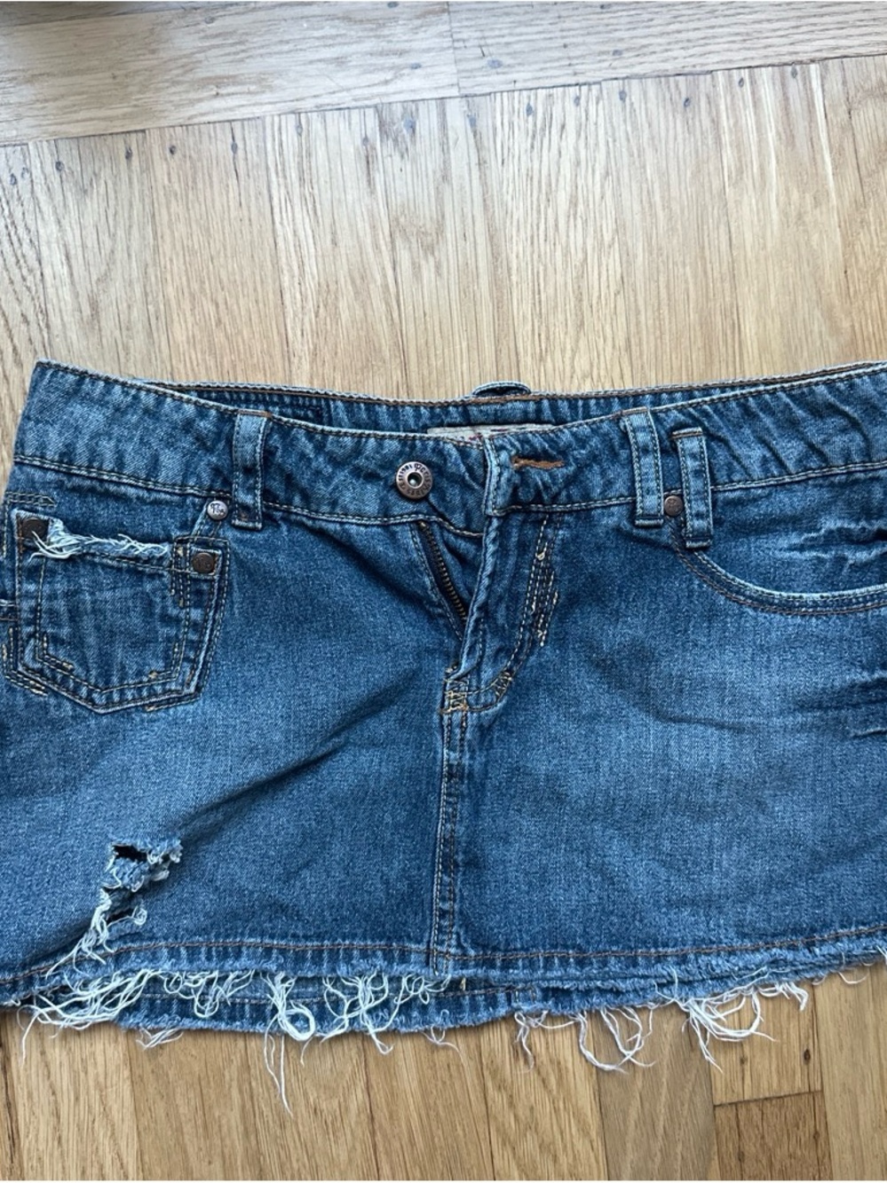 Paris Blues Denim Skirt in Medium Blue Wash